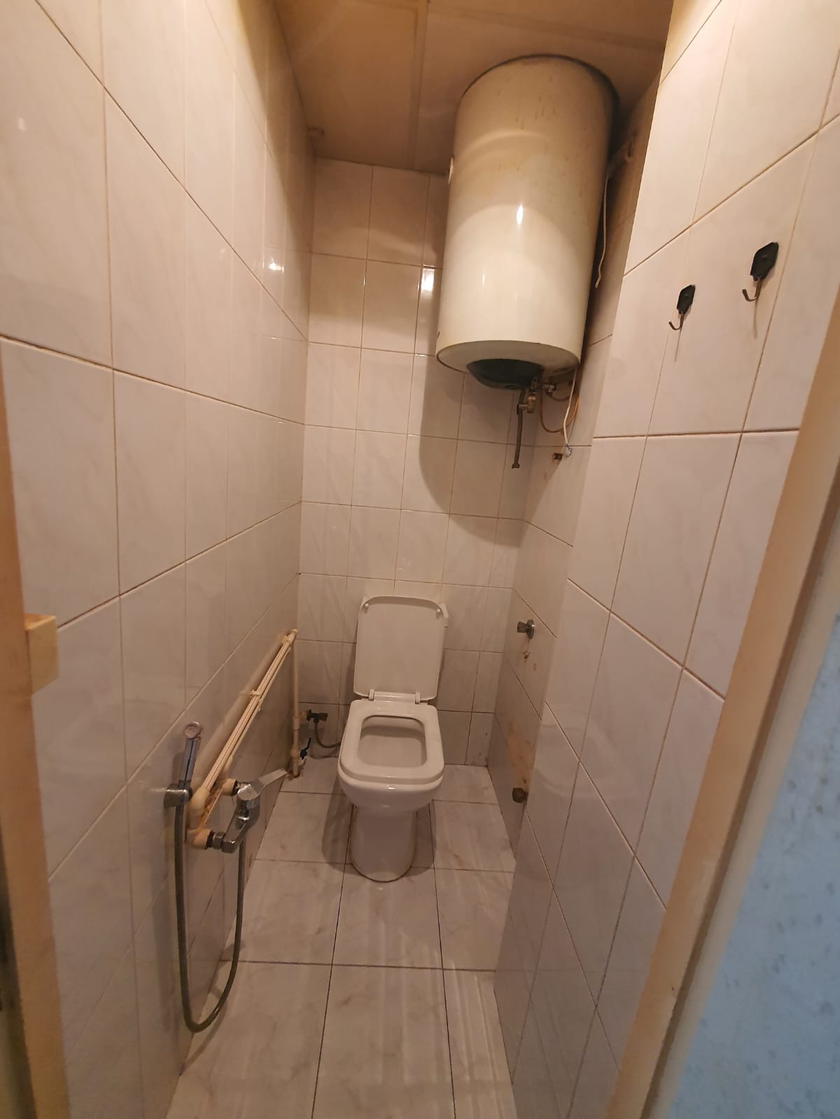 Bismillah! Neftçilər m. 5/1 4otaq 90kv mənzil kirayə