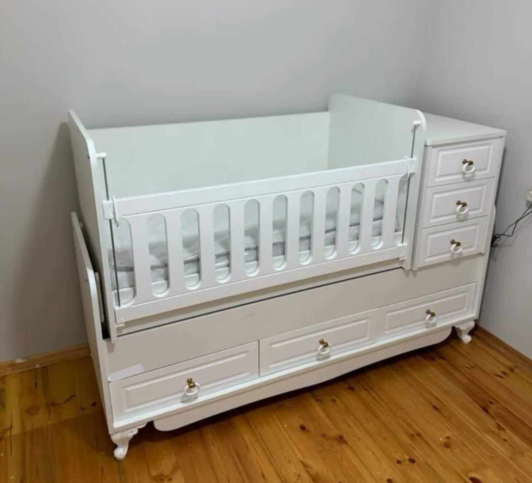 Uwaq kravati tezeden secilmir . Turkiye istehsalidir .