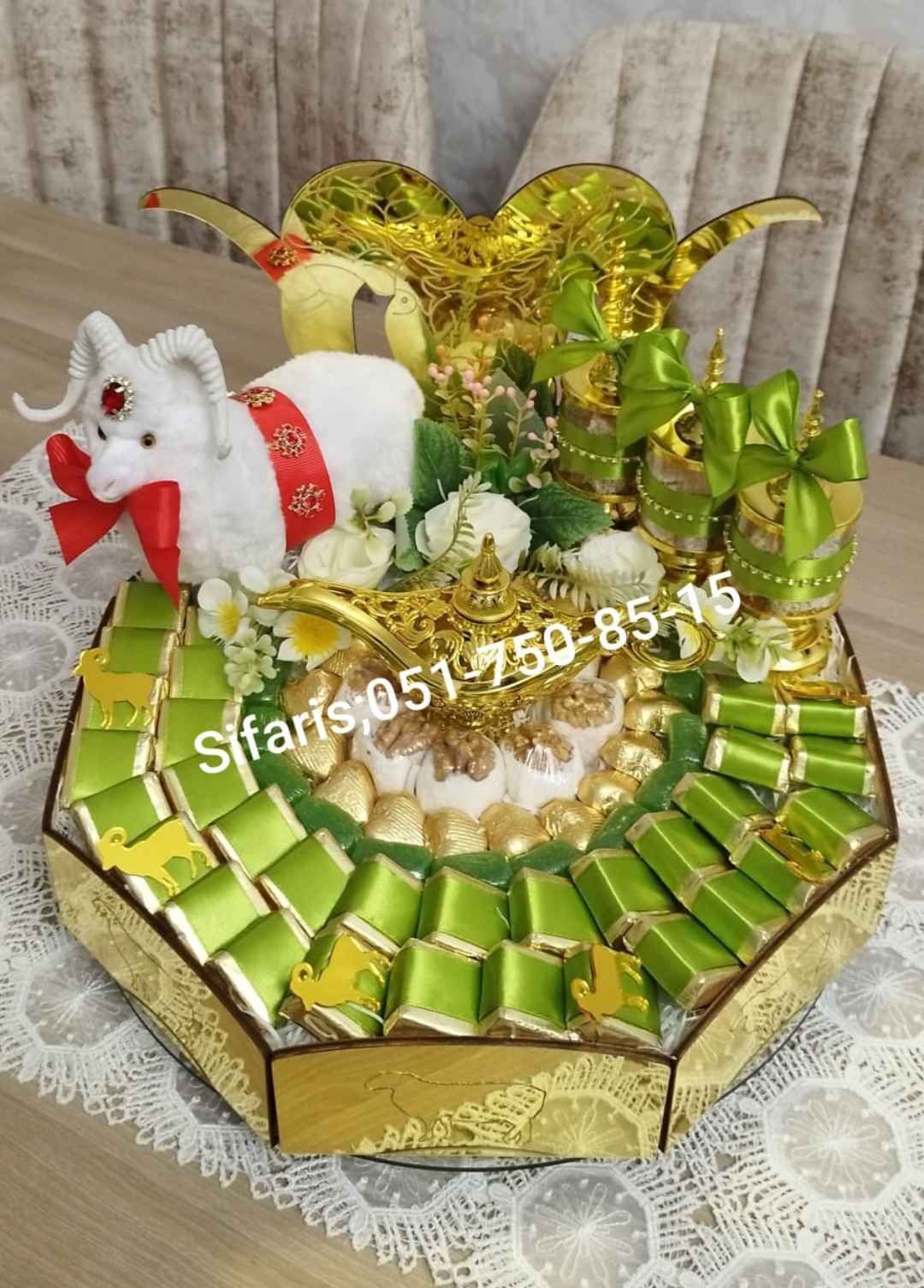 Qurban bayrami xoncalari sifarisle hazirlanir.Sifarisler